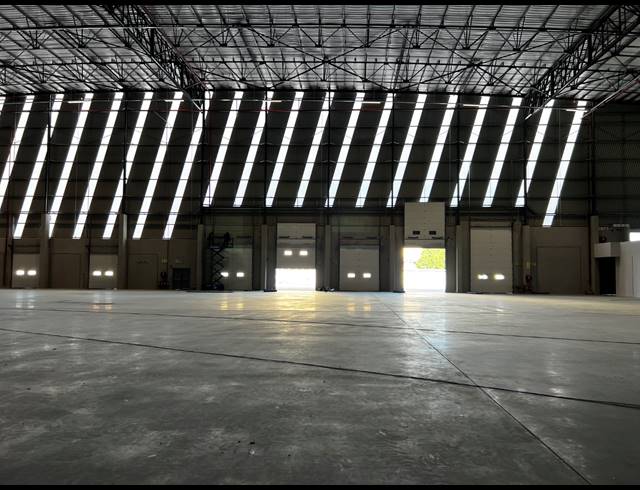 17,600M² WAREHOUSE TO LET IN PAROW INDUSTRIAL
